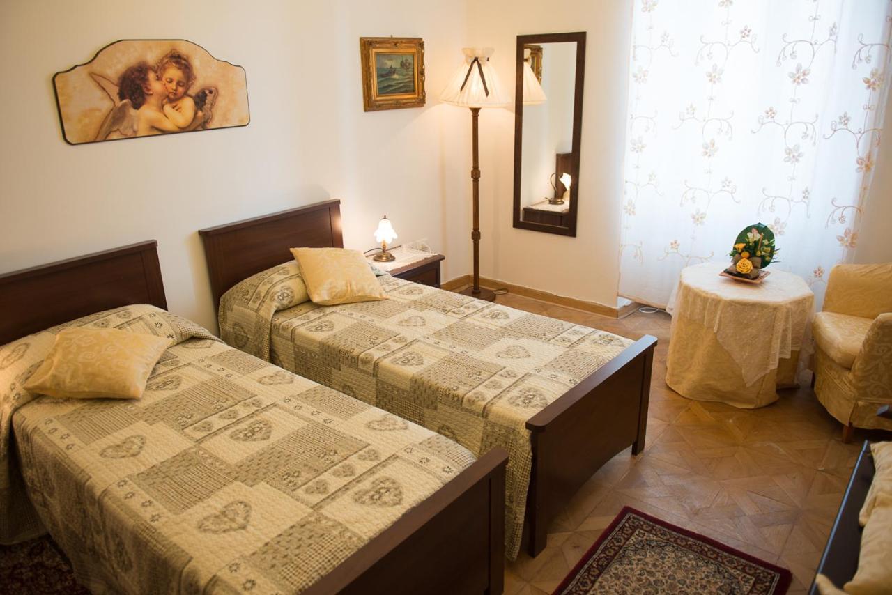 Antico Borgo Teresiano * Trieste
